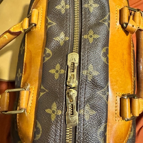 Louis Vuitton Monogram Handbag Deuville - Picture 11 of 16